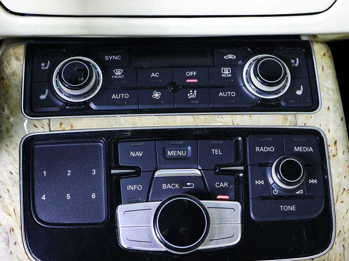 Купить Audi A8, 2010, 195 000 км, фото №19