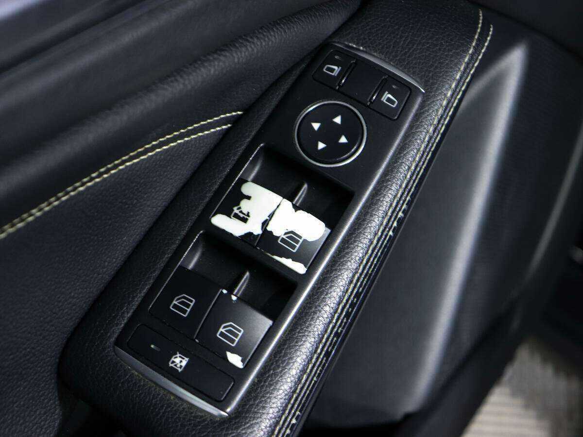 Купить Mercedes-Benz GLA 250, 2015, 126 700 км, фото №15