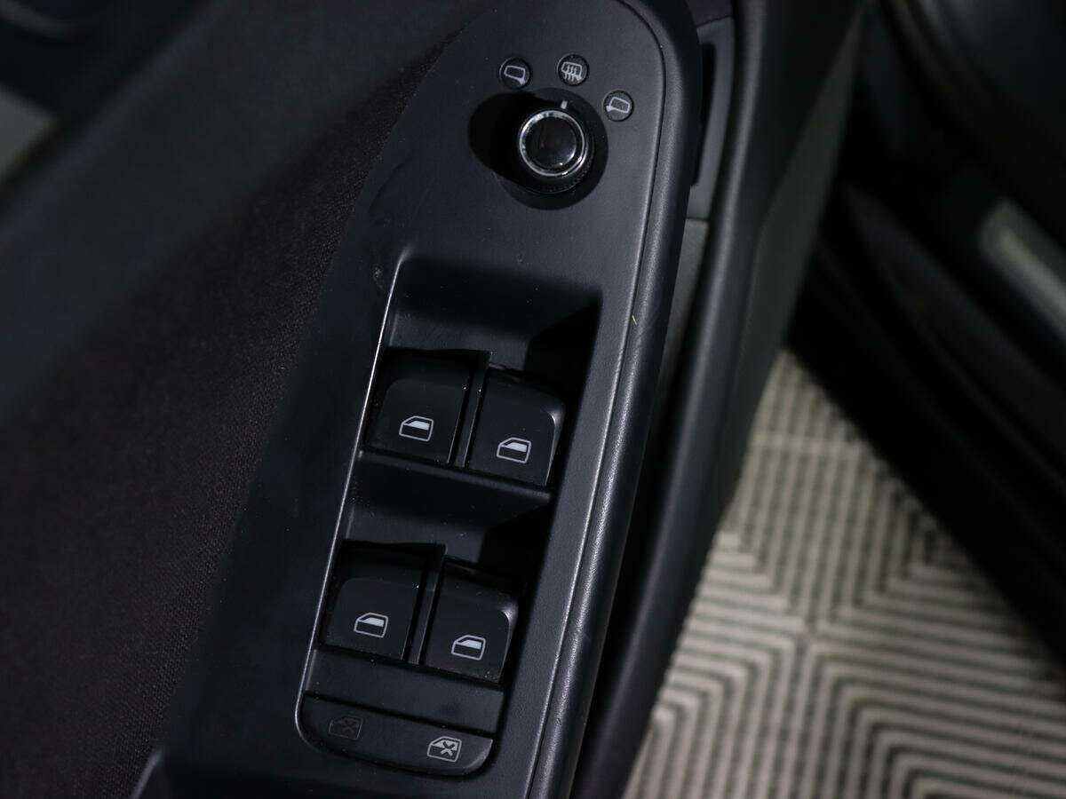 Купить Audi A4, 2010, 173 993 км, фото №15