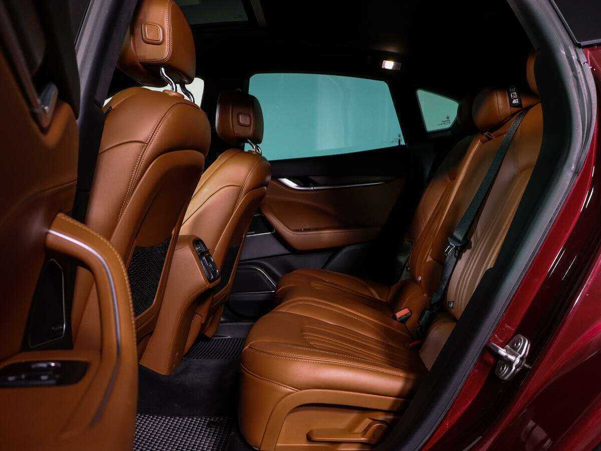 Купить Maserati Levante Diesel, 2016, 129 401 км, фото №8