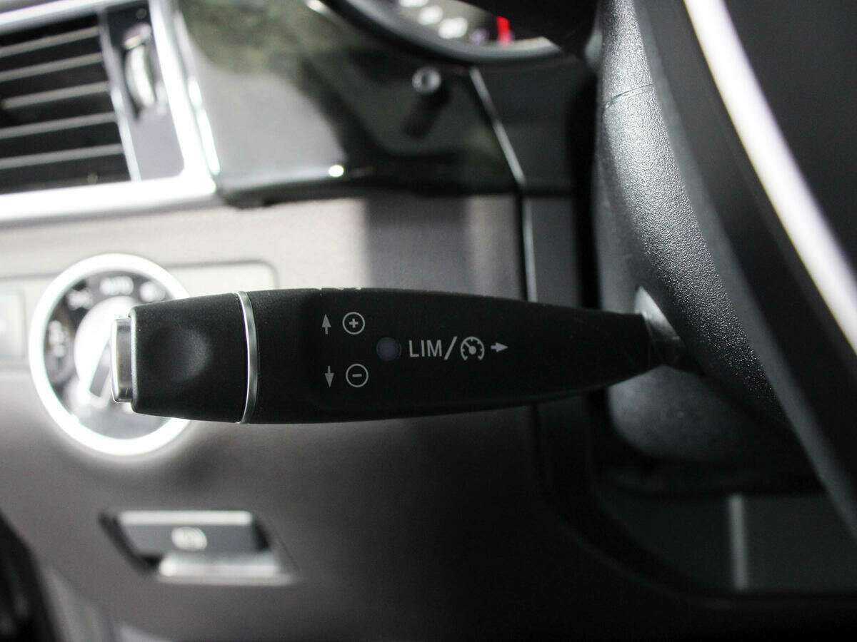 Купить Mercedes-Benz GLS 400, 2018, 131 007 км, фото №25