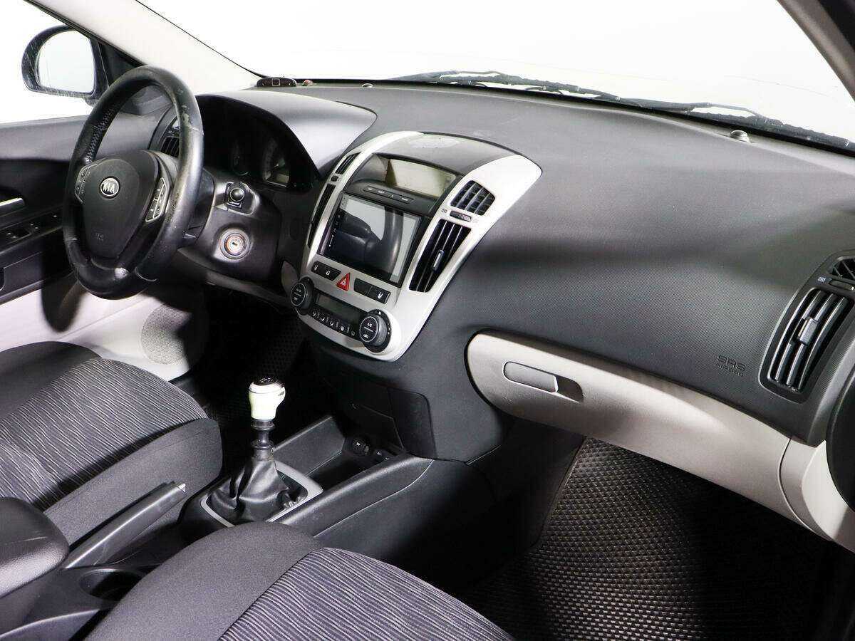 Купить Kia Ceed, 2009, 199 360 км, фото №7
