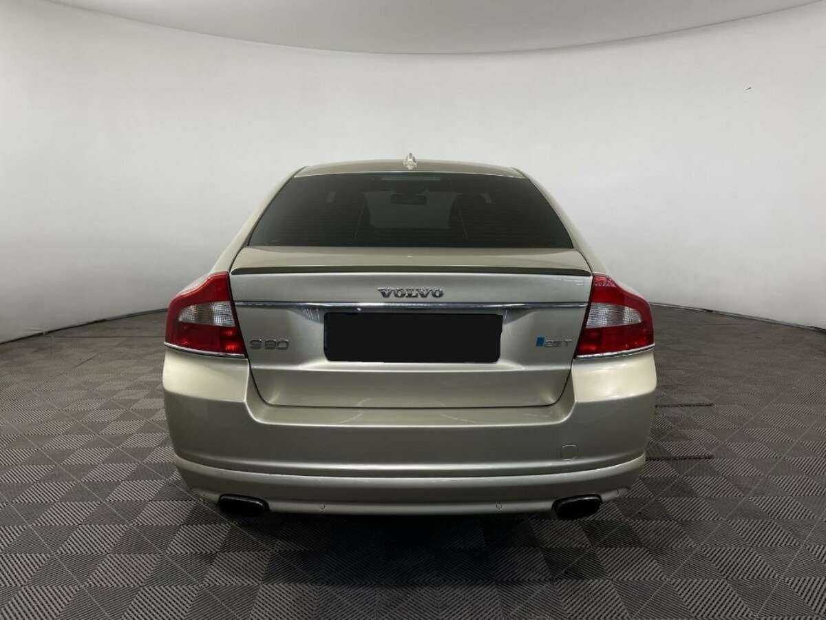 Volvo S80