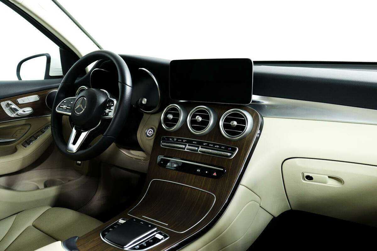 Купить Mercedes-Benz GLC 300, 2022, 7 311 км, фото №9