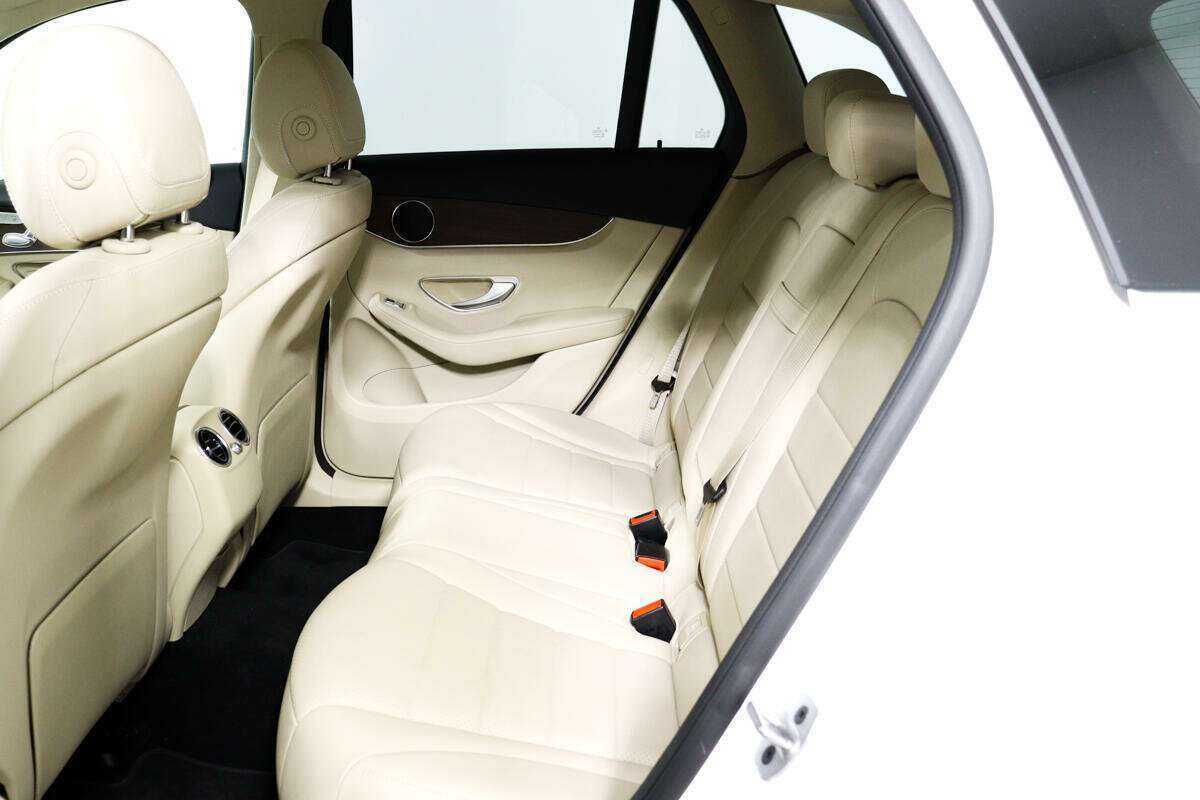 Купить Mercedes-Benz GLC 300, 2022, 7 311 км, фото №12