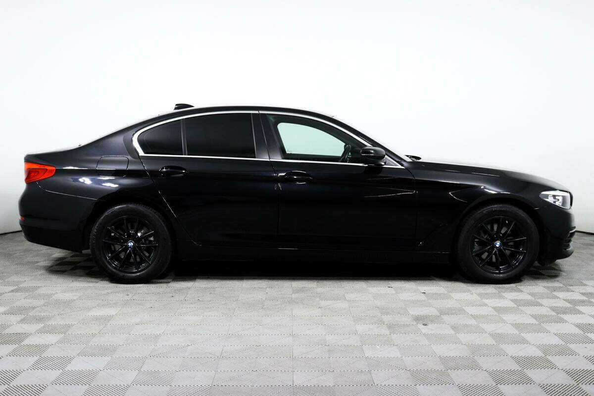 Купить BMW 5 серии 520d xDrive, 2018, 69 648 км, фото №4