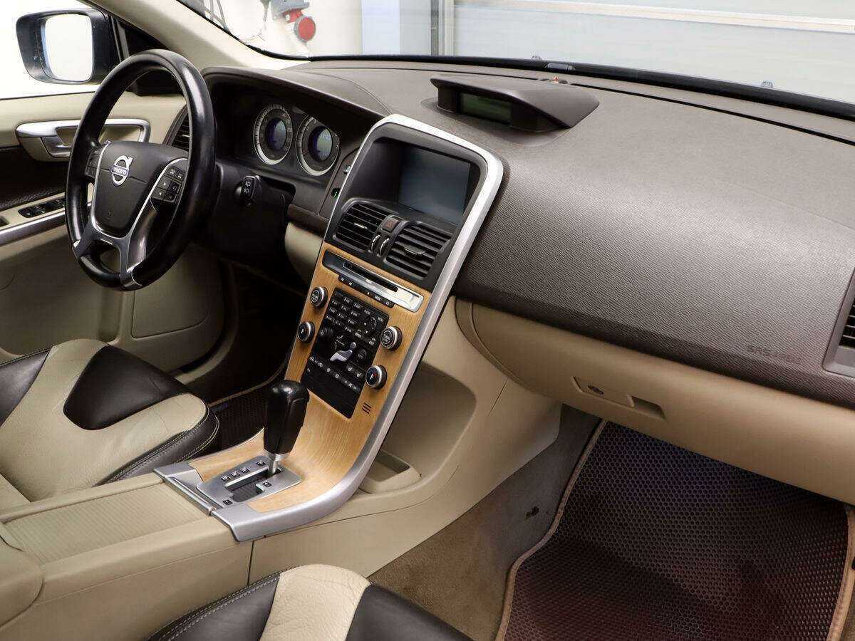 Купить Volvo XC60, 2010, 147 333 км, фото №6