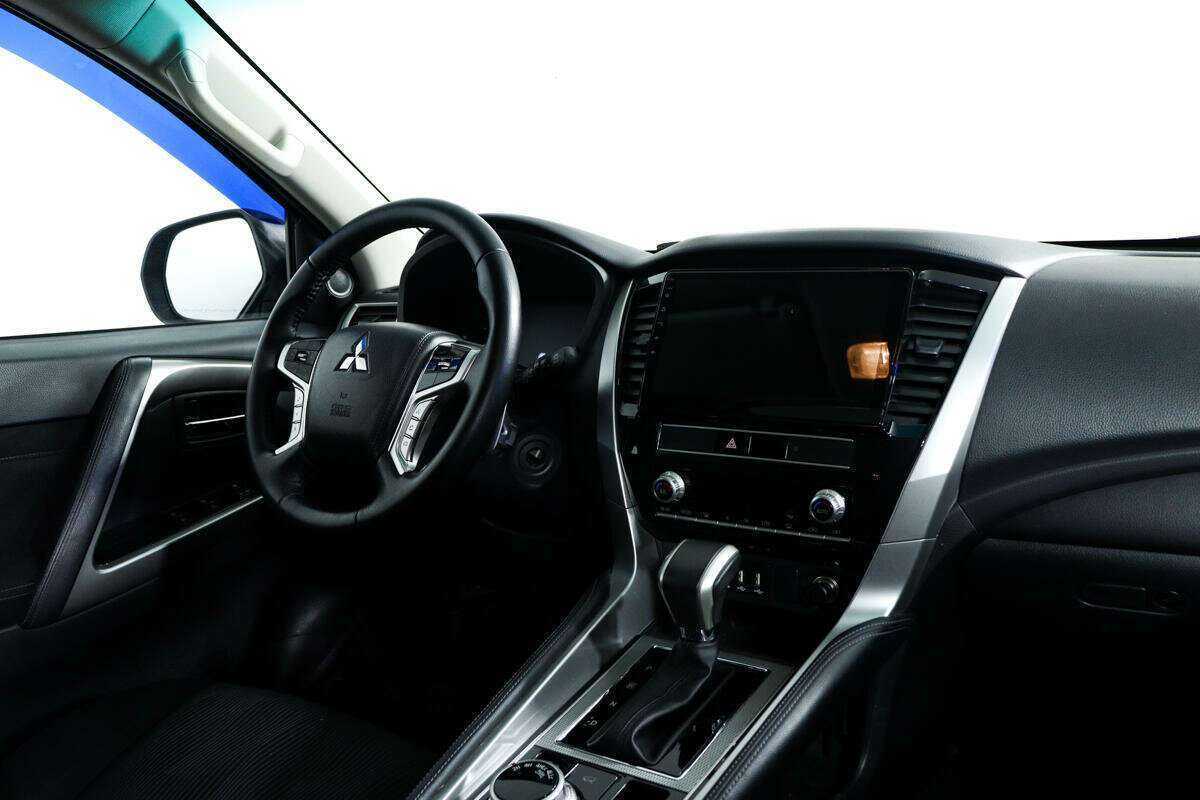 Купить Mitsubishi Montero Sport, 2022, 35 372 км, фото №9