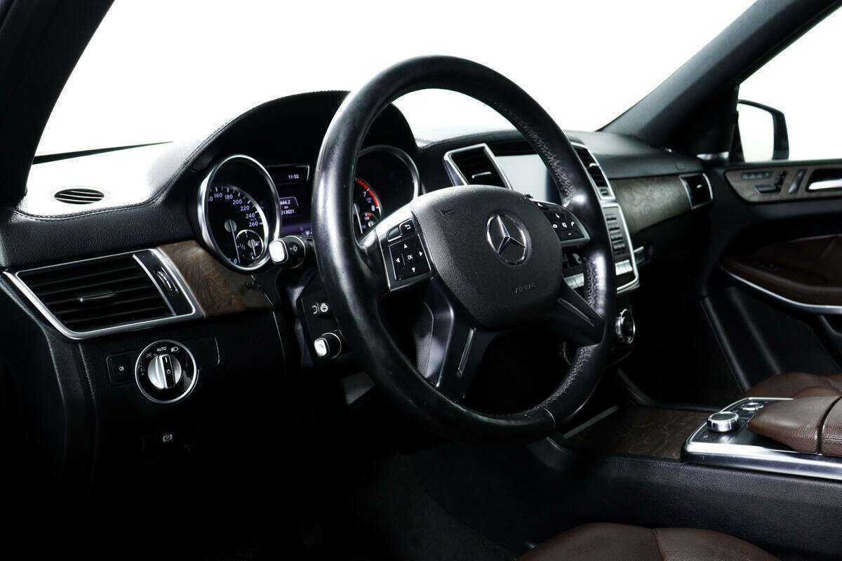 Купить Mercedes-Benz GL-Класс 500, 2014, 213 189 км, фото №13