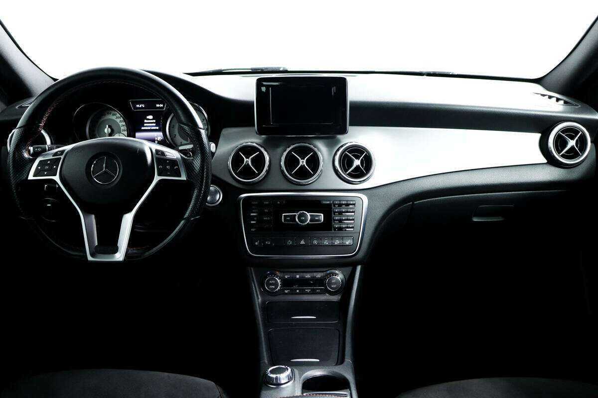 Купить Mercedes-Benz GLA 250, 2015, 135 484 км, фото №11