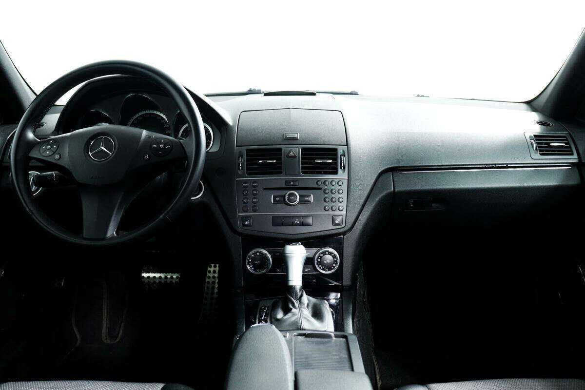 Купить Mercedes-Benz C-Класс 180 BlueEFFICIENCY, 2011, 68 215 км, фото №11