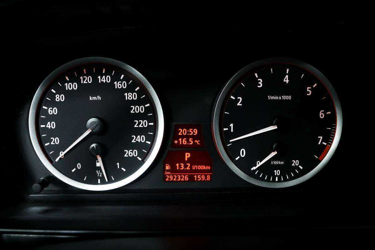 Купить BMW 5 серии 525xi, 2006, 292 326 км, фото №10