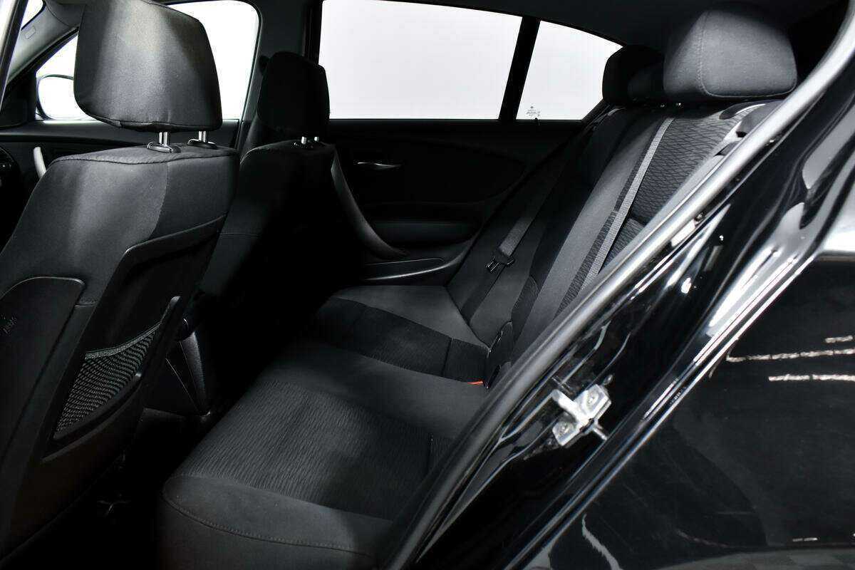 Купить BMW 1 серии 120i, 2009, 167 366 км, фото №12