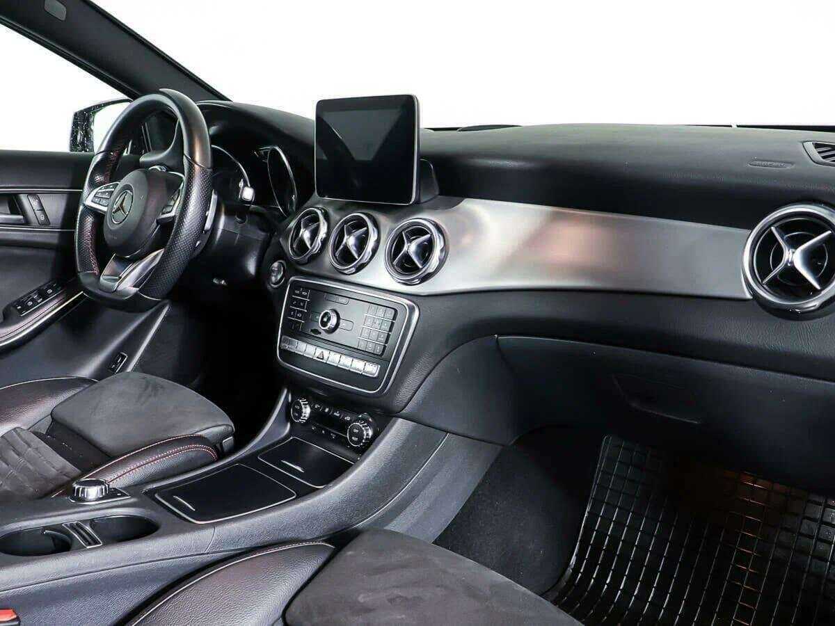Купить Mercedes-Benz GLA 250, 2018, 113 425 км, фото №9
