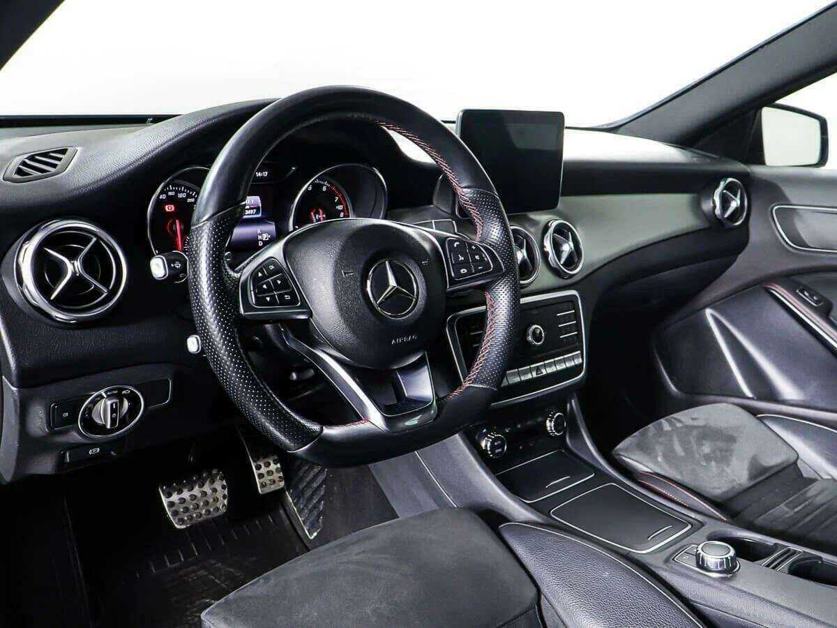 Купить Mercedes-Benz GLA 250, 2018, 113 425 км, фото №15