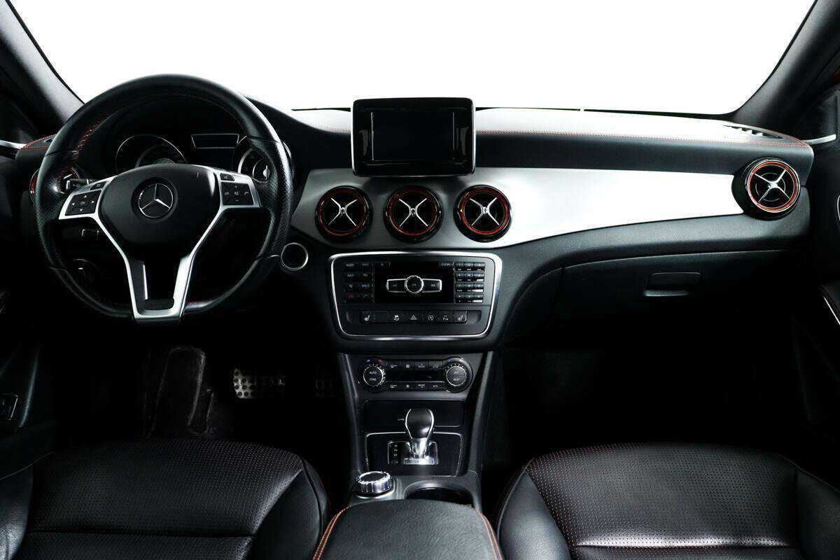 Купить Mercedes-Benz GLA AMG 45 AMG, 2015, 119 425 км, фото №11