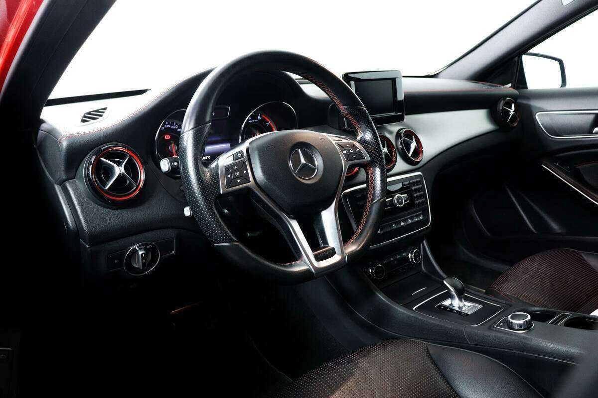 Купить Mercedes-Benz GLA AMG 45 AMG, 2015, 119 425 км, фото №13