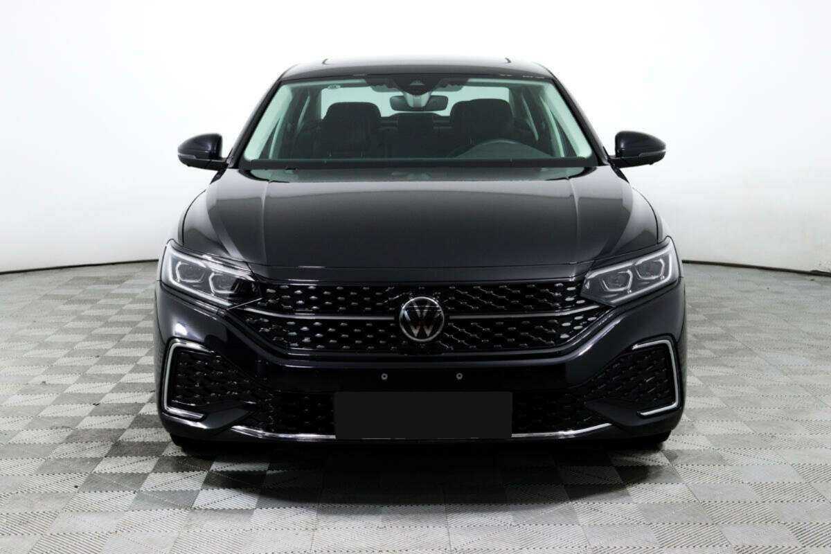 Volkswagen Passat (North America and China)