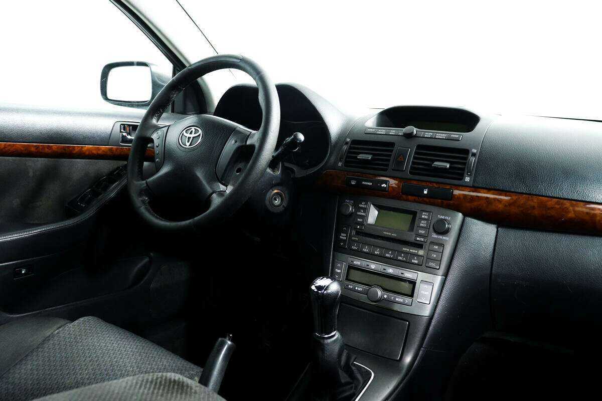 Купить Toyota Avensis, 2005, 450 817 км, фото №9