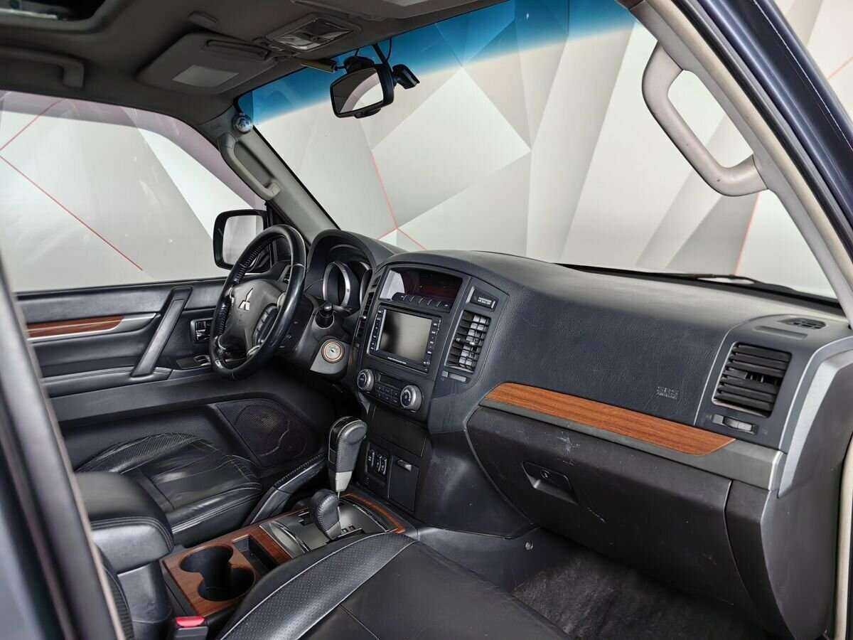 Купить Mitsubishi Pajero, 2008, 326 608 км, фото №9