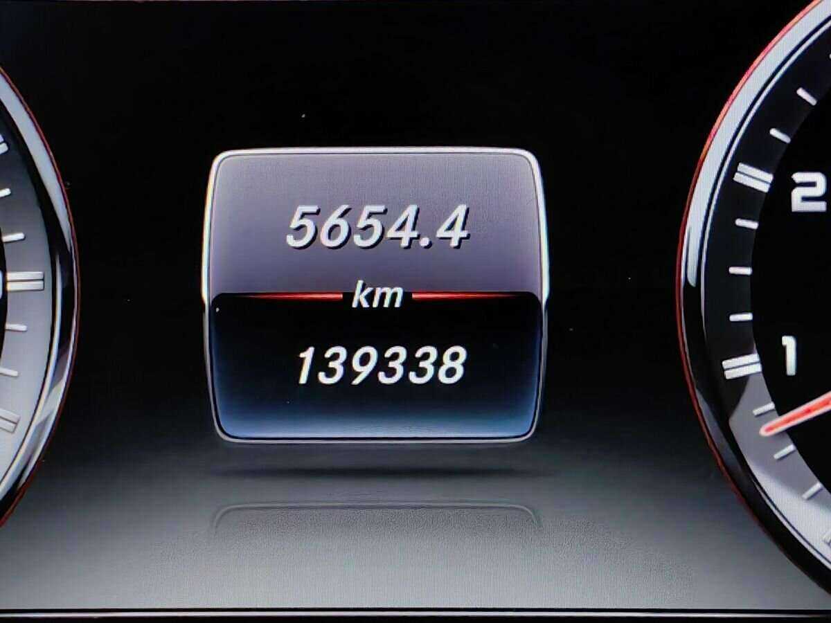 Купить Mercedes-Benz S-Класс AMG 63 AMG, 2015, 139 333 км, фото №16