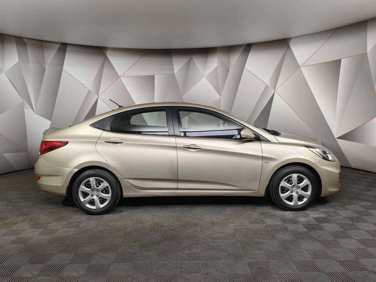 Купить Hyundai Solaris, 2011, 122 814 км, фото №6
