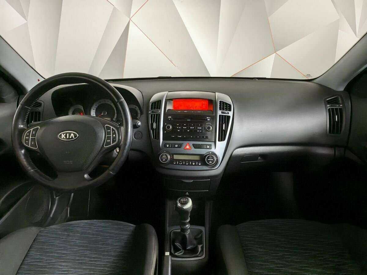 Купить Kia Ceed, 2009, 226 590 км, фото №10