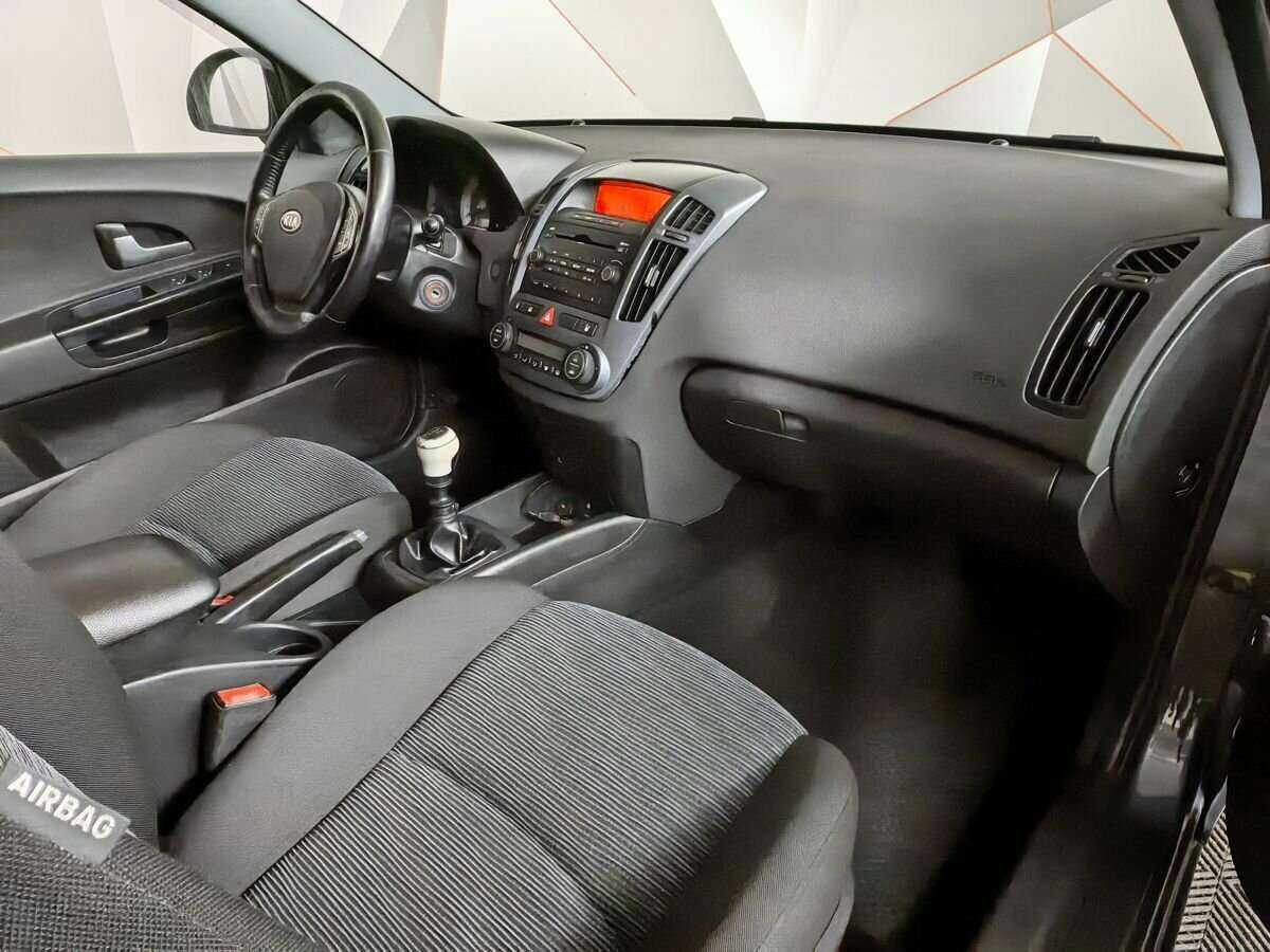 Купить Kia Ceed, 2009, 226 531 км, фото №9