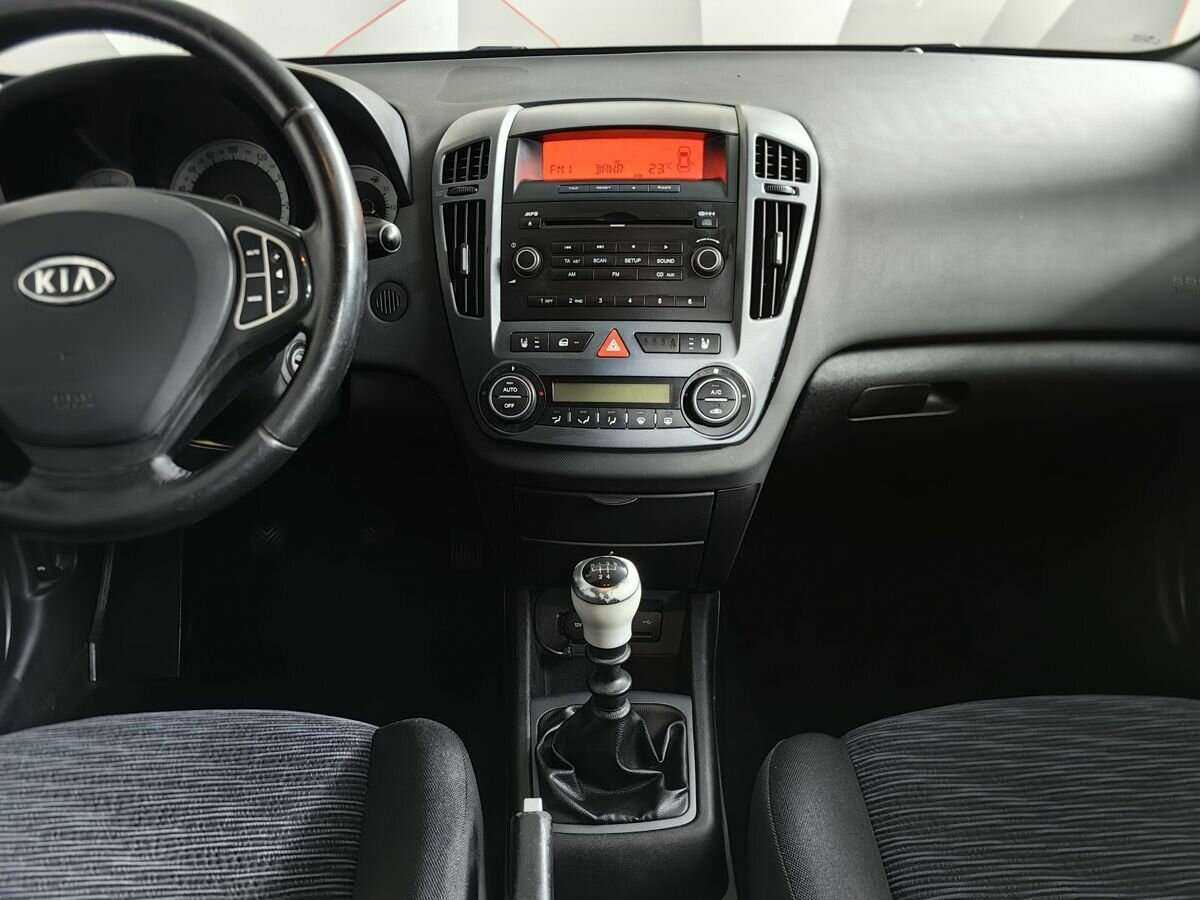 Купить Kia Ceed, 2009, 226 531 км, фото №11