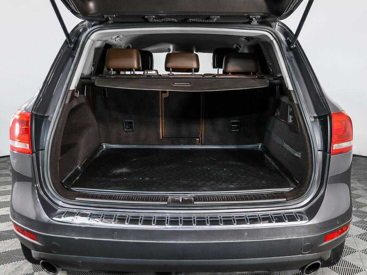 Купить Volkswagen Touareg, 2011, 197 133 км, фото №12