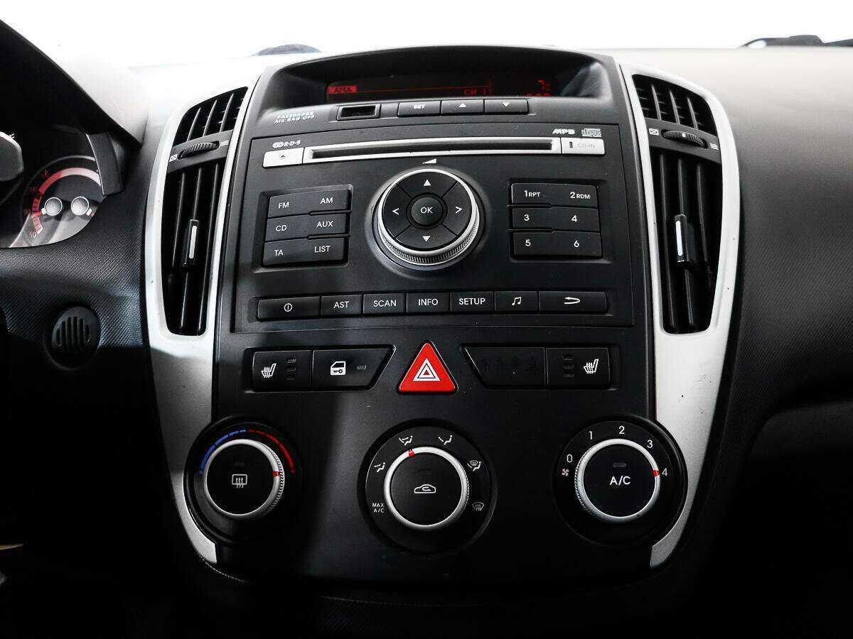 Купить Kia Ceed, 2010, 185 881 км, фото №13