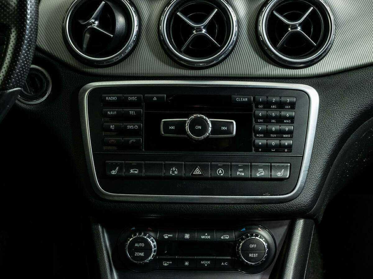 Купить Mercedes-Benz GLA 250, 2015, 245 593 км, фото №14