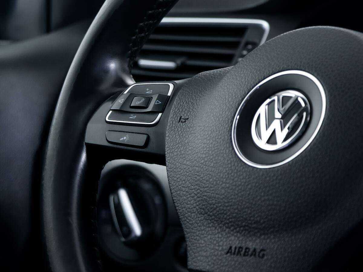 Купить Volkswagen Jetta, 2011, 310 569 км, фото №16