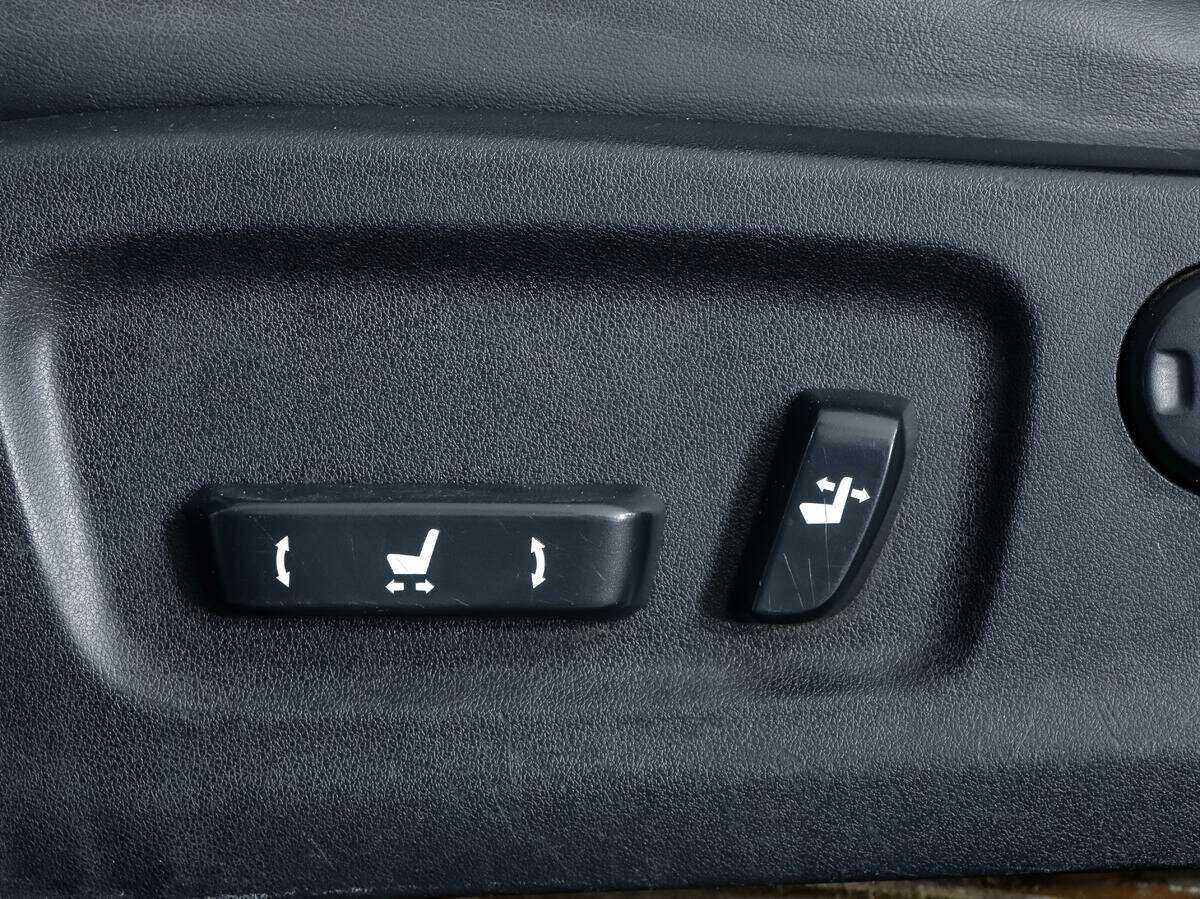 Купить Lexus RX 200t, 2016, 180 306 км, фото №14