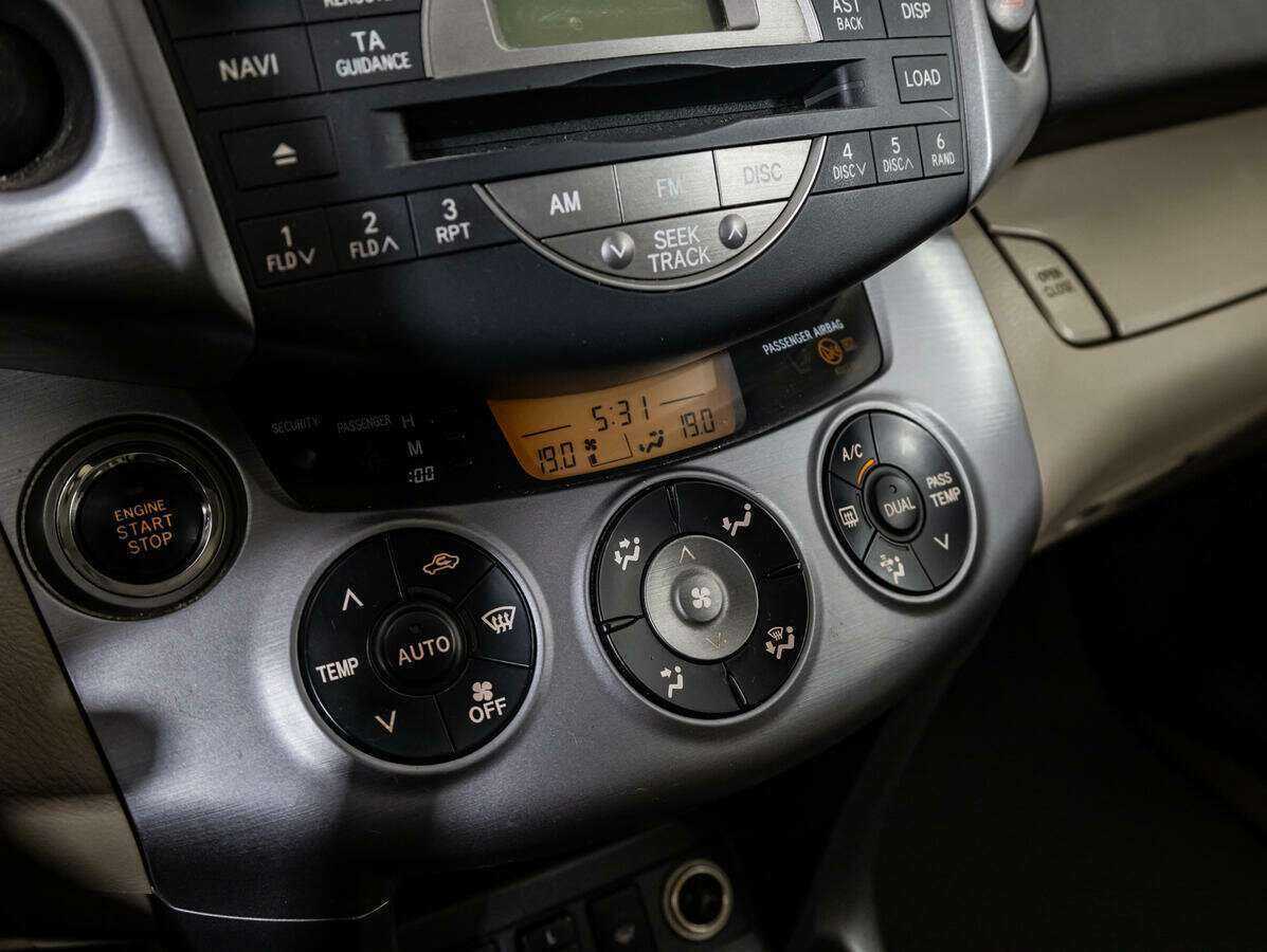 Купить Toyota RAV4, 2007, 247 993 км, фото №19