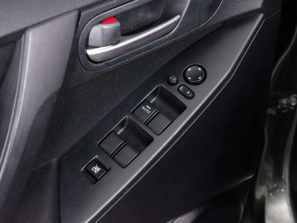 Купить Mazda 3, 2010, 205 057 км, фото №15