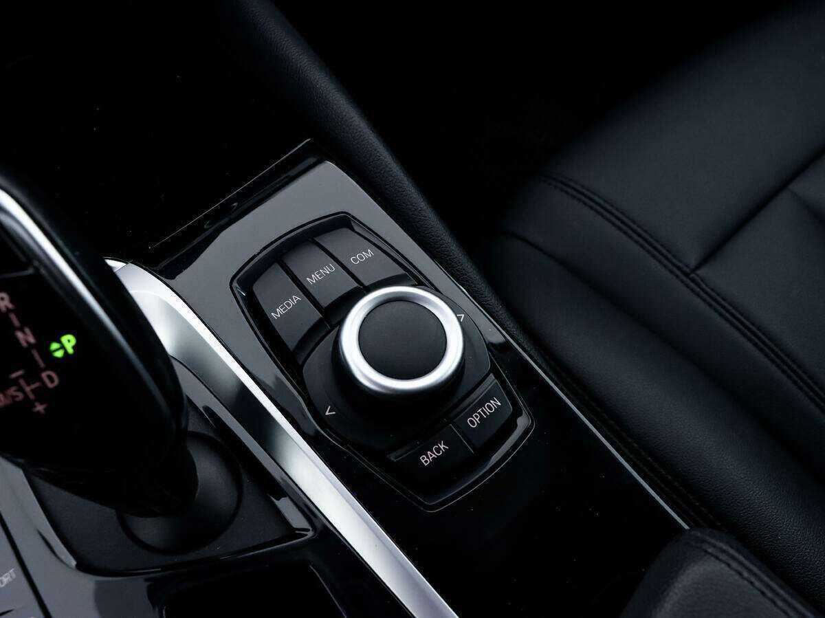 Купить BMW 5 серии 520d, 2019, 169 015 км, фото №14