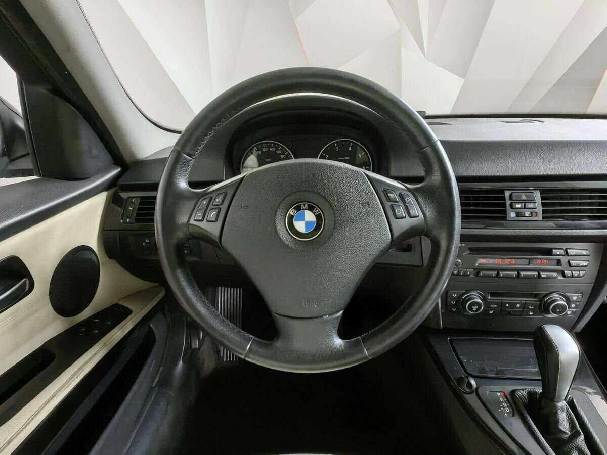 Купить BMW 3 серии 318i, 2010, 175 893 км, фото №15
