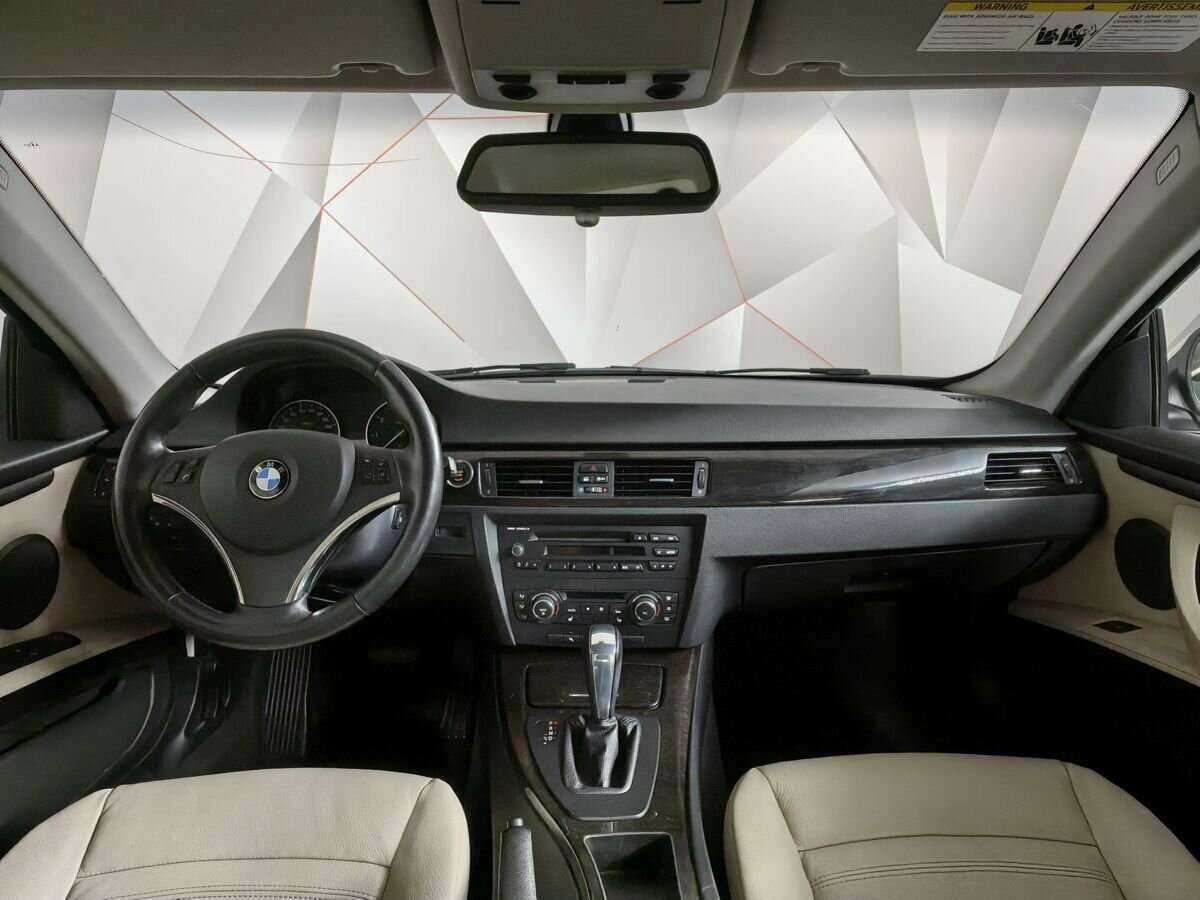 Купить BMW 3 серии 320i, 2012, 84 685 км, фото №10