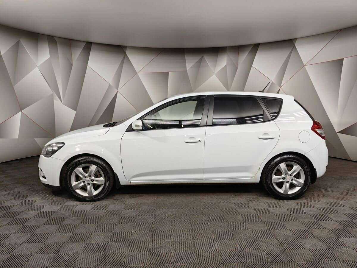 Купить Kia Ceed, 2011, 199 772 км, фото №5
