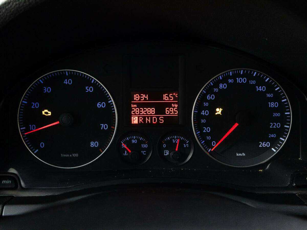 Купить Volkswagen Jetta, 2006, 283 287 км, фото №12