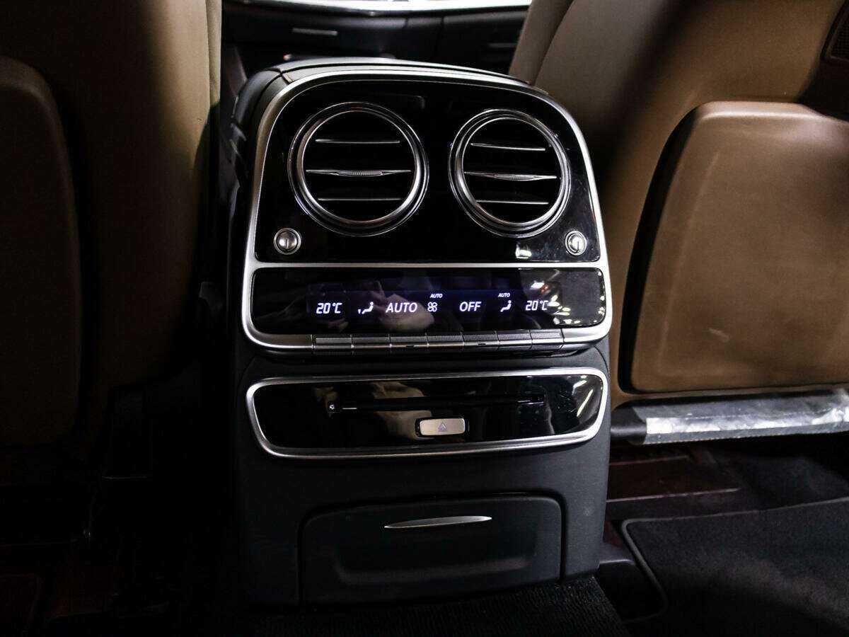 Купить Mercedes-Benz S-Класс AMG 63 AMG Long, 2015, 122 524 км, фото №21