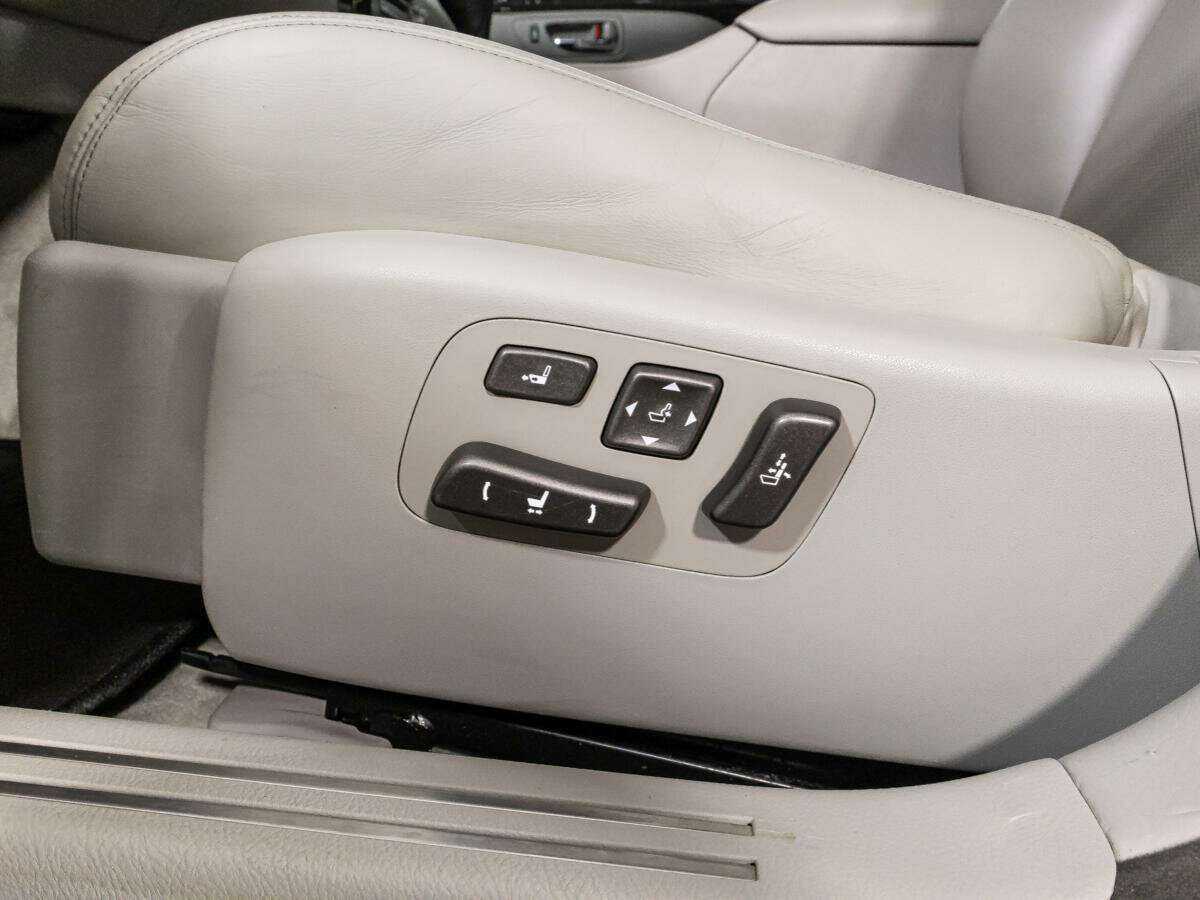 Купить Lexus LS Long 460 L, 2006, 241 352 км, фото №22