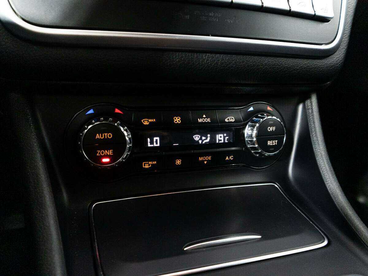 Купить Mercedes-Benz GLA 250, 2018, 100 001 км, фото №16