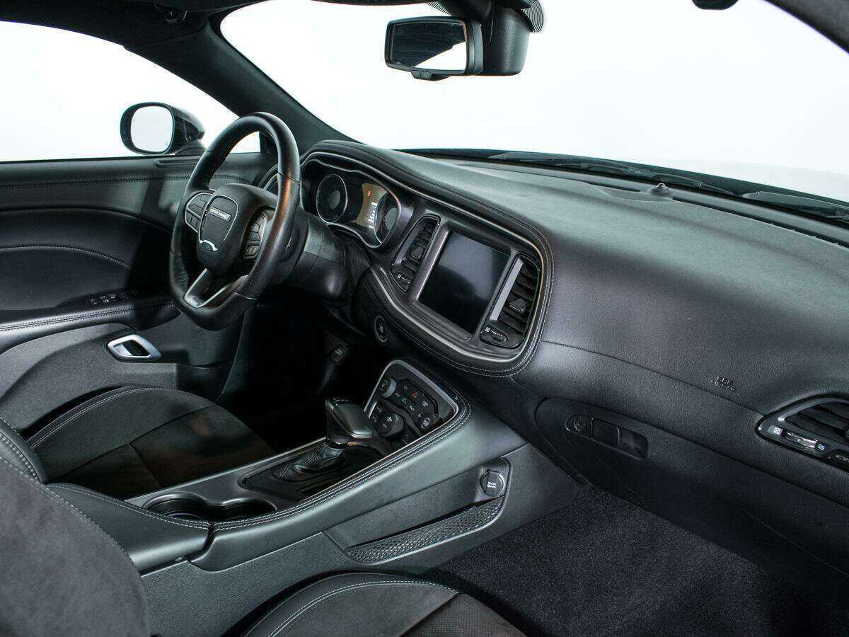 Купить Dodge Challenger R__T, 2022, 3 212 км, фото №9