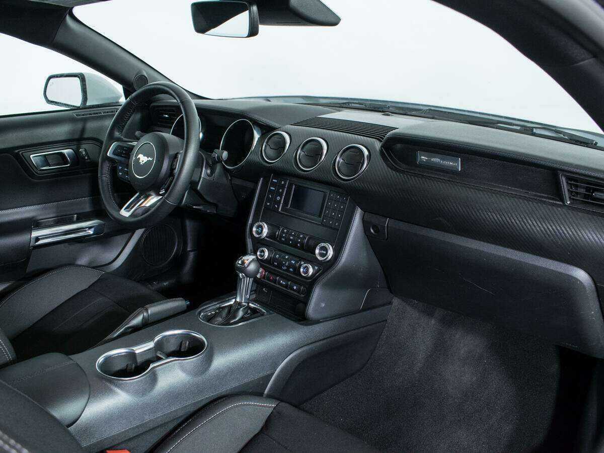 Купить Ford Mustang, 2022, 3 083 км, фото №9