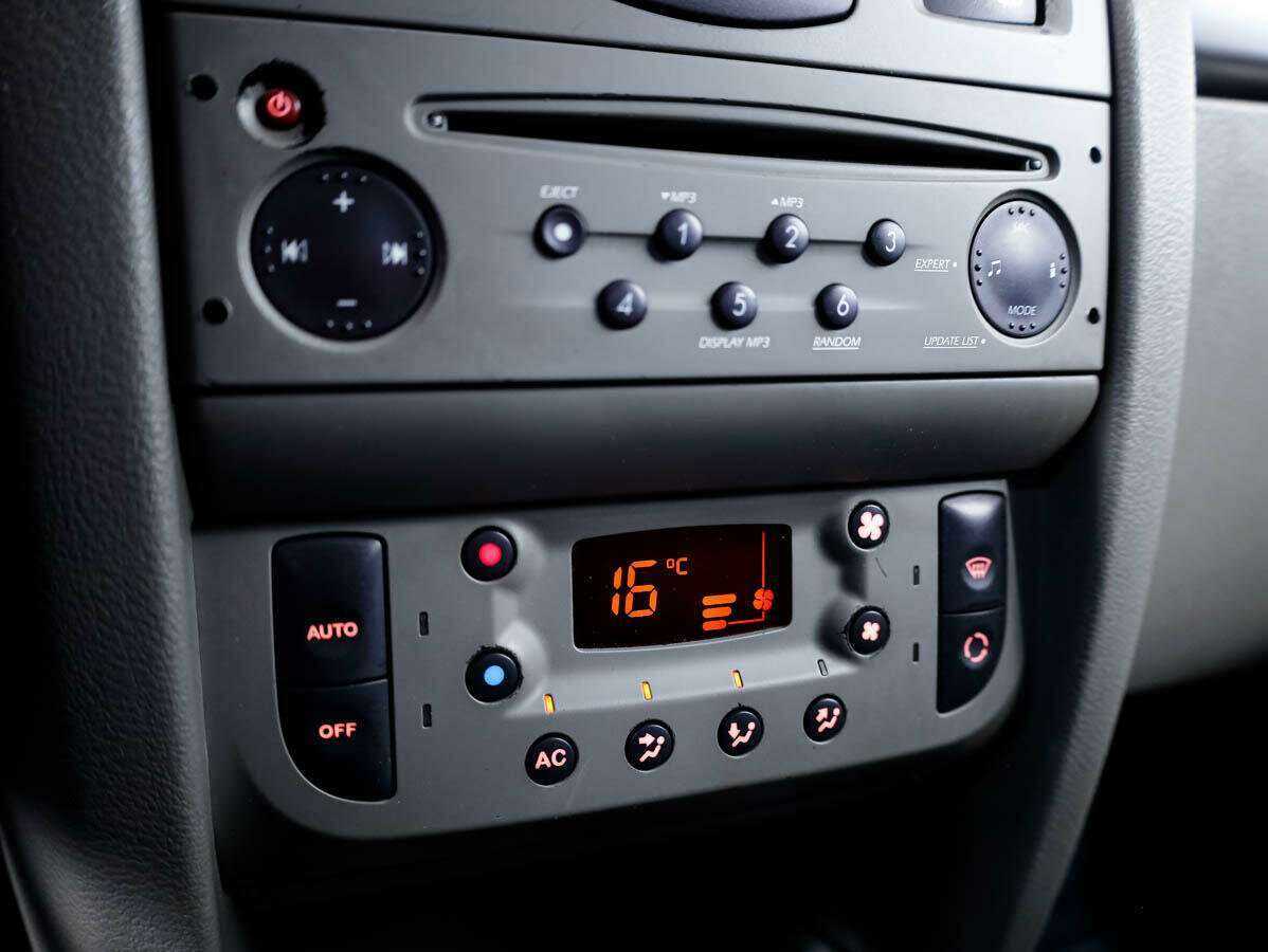 Купить Renault Symbol, 2008, 198 673 км, фото №14