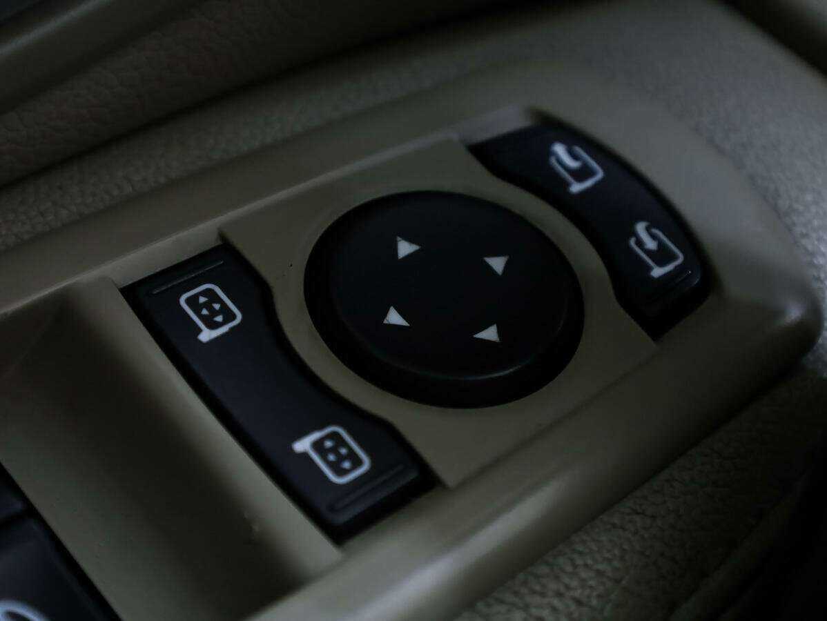 Купить Renault Latitude, 2011, 304 253 км, фото №11