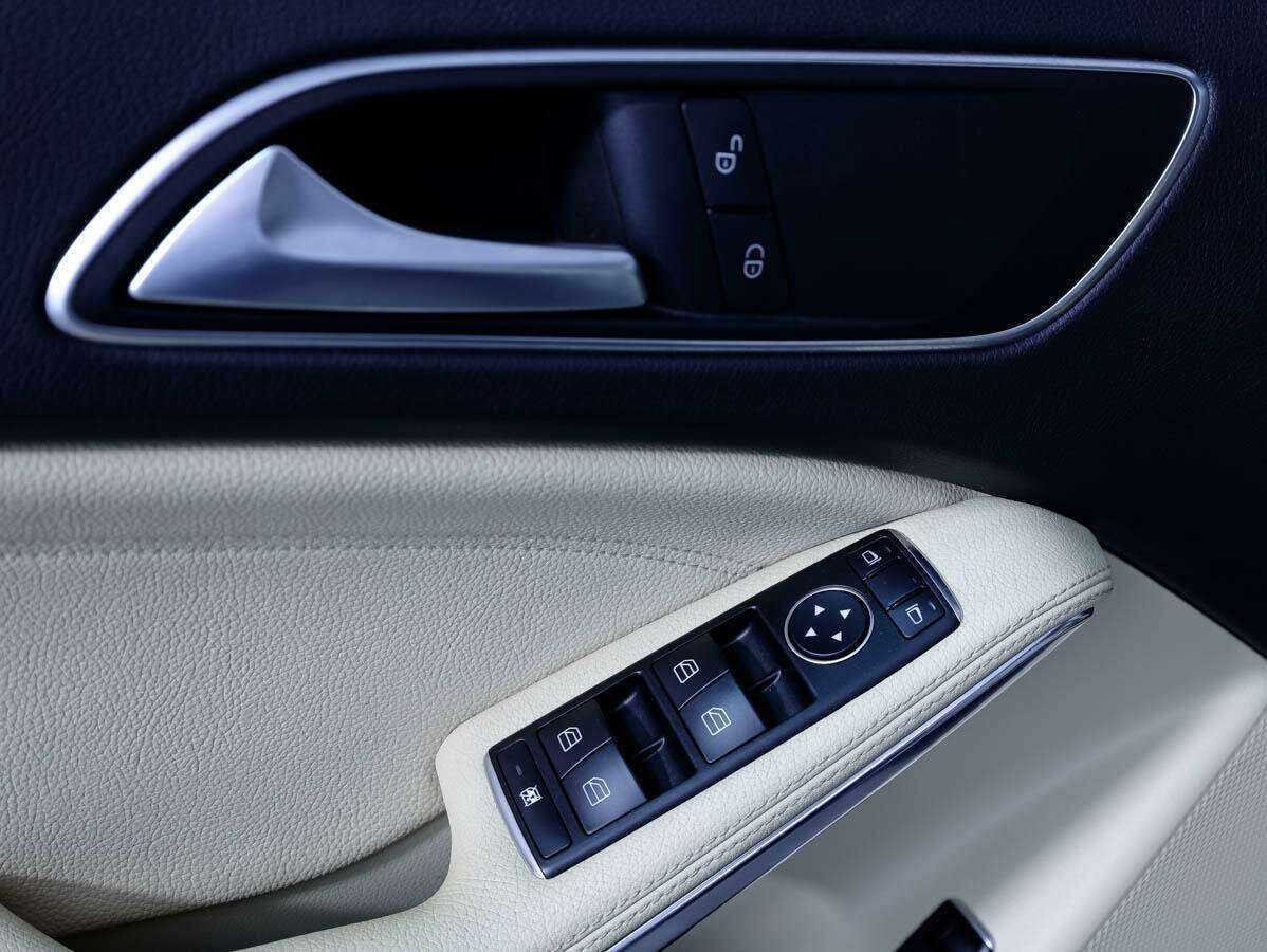 Купить Mercedes-Benz GLA 200, 2015, 127 846 км, фото №16