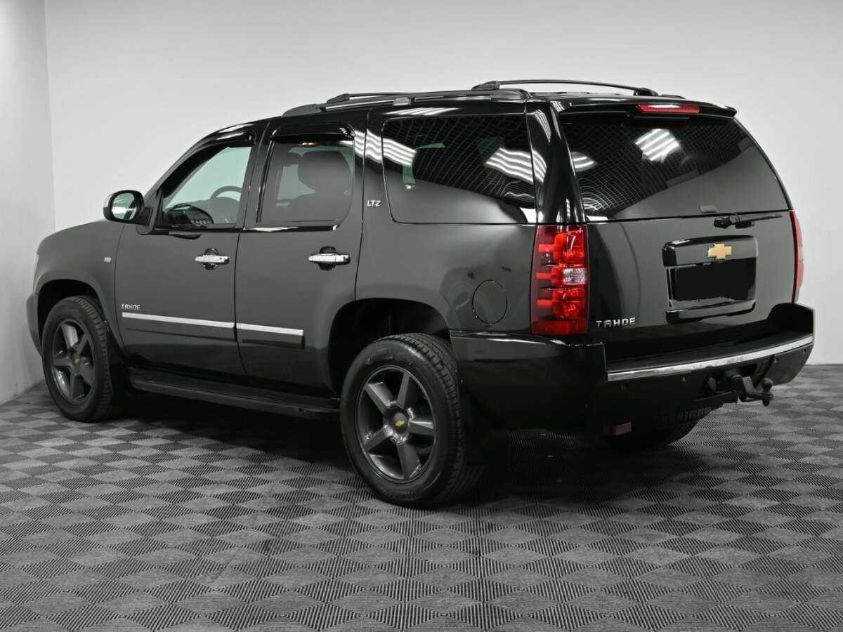 Купить Chevrolet Tahoe 6AT, 2012, 167 000 км, фото №4